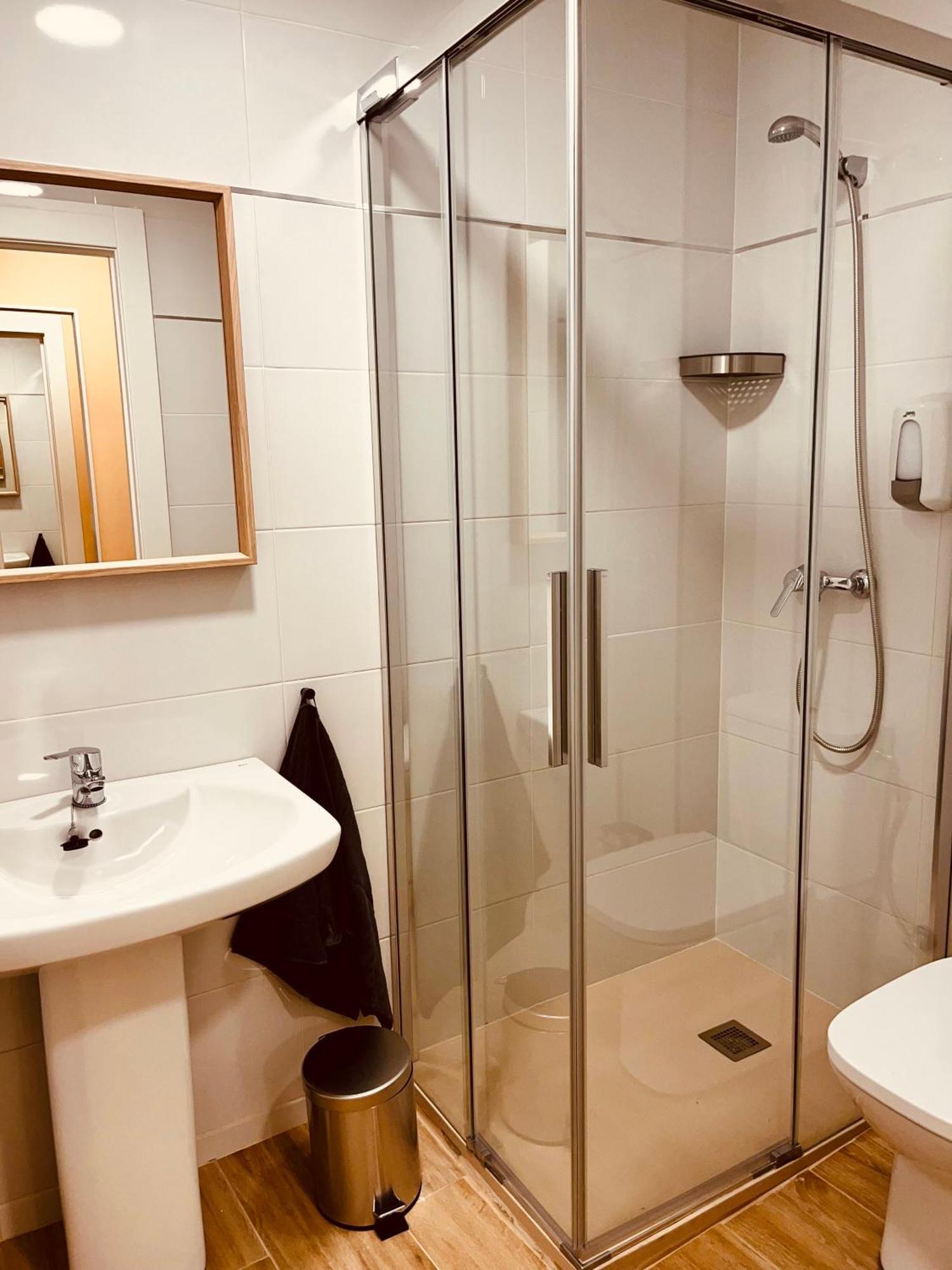 Apartamentos San Nicolas Logrono Ngoại thất bức ảnh